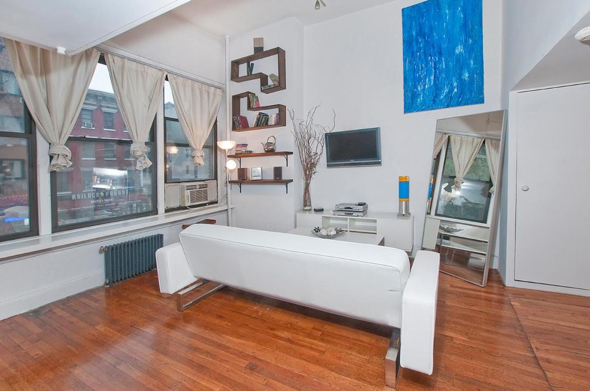 Luxury Apartments Next To Times Square New York Exteriör bild