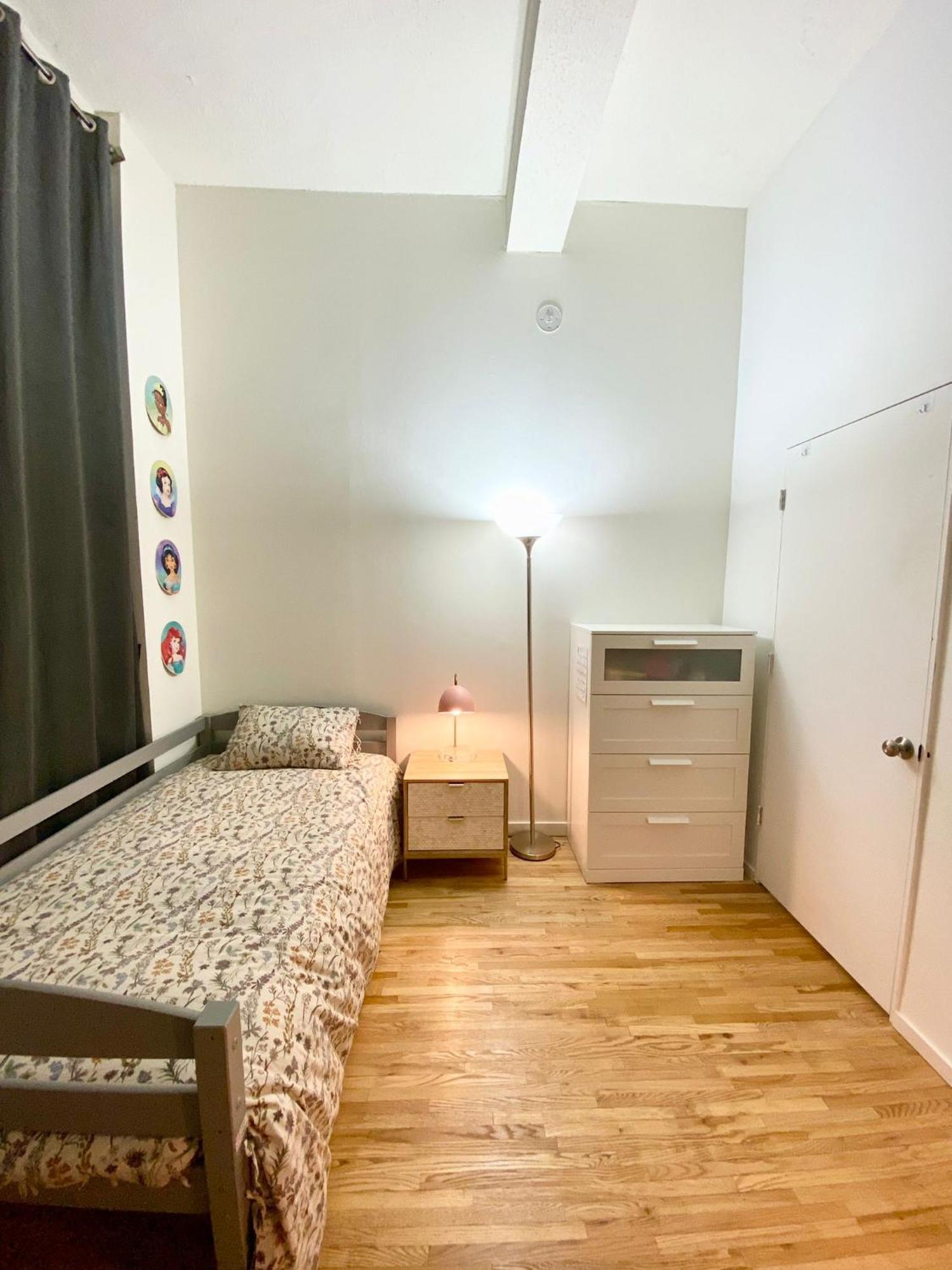 Luxury Apartments Next To Times Square New York Exteriör bild